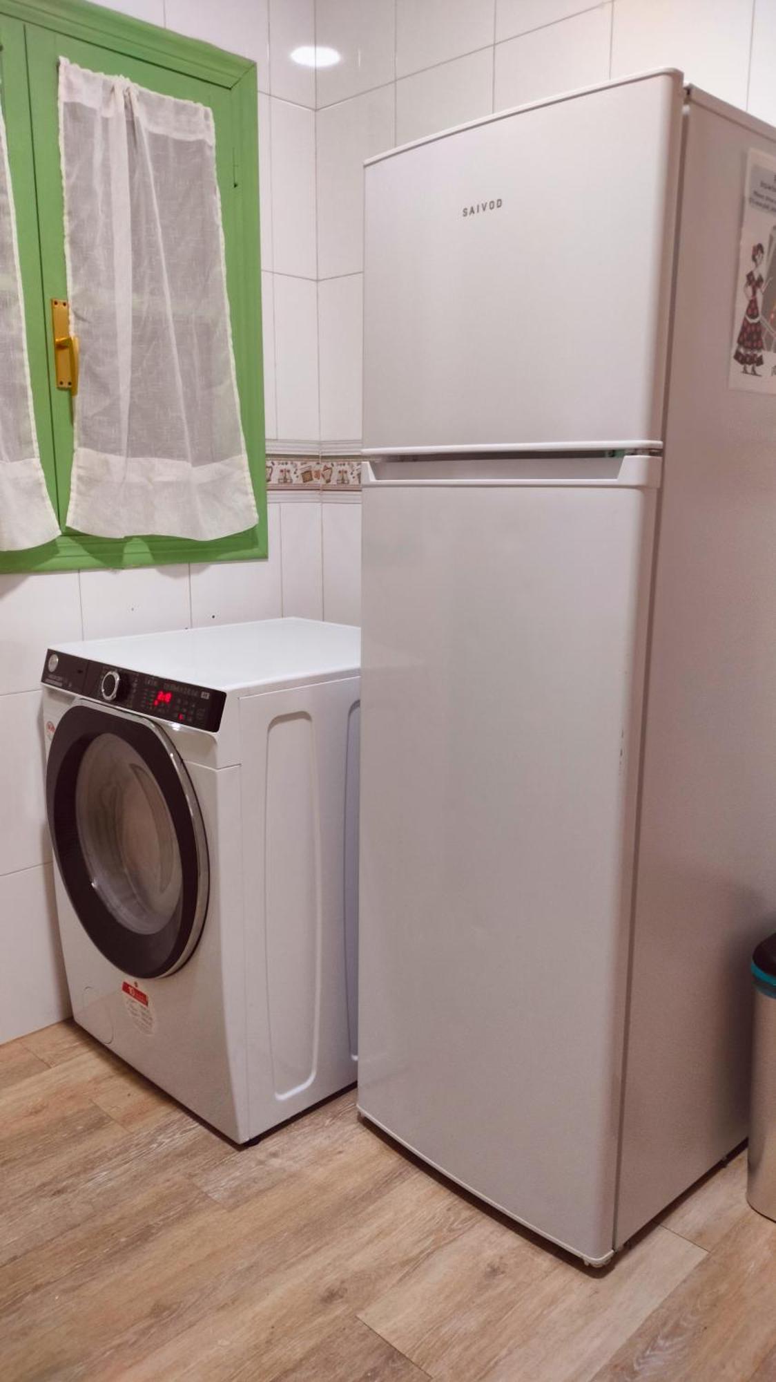 Apartamento En Sevilla Centro Con Vistas A La Plaza Alameda De Hercules - Hasta 7 Personas Luaran gambar